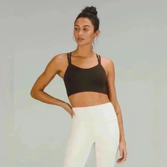 Lululemon Like a Cloud Longline Bra *Light Support, B/C Cup - Picture 5 of 7